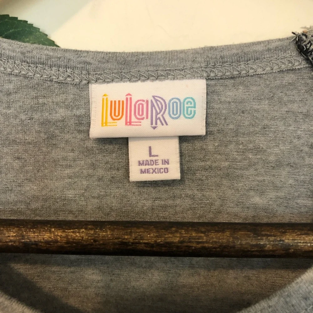 🌺LuLaRoe Randy Top🌺 - Picture 4 of 7